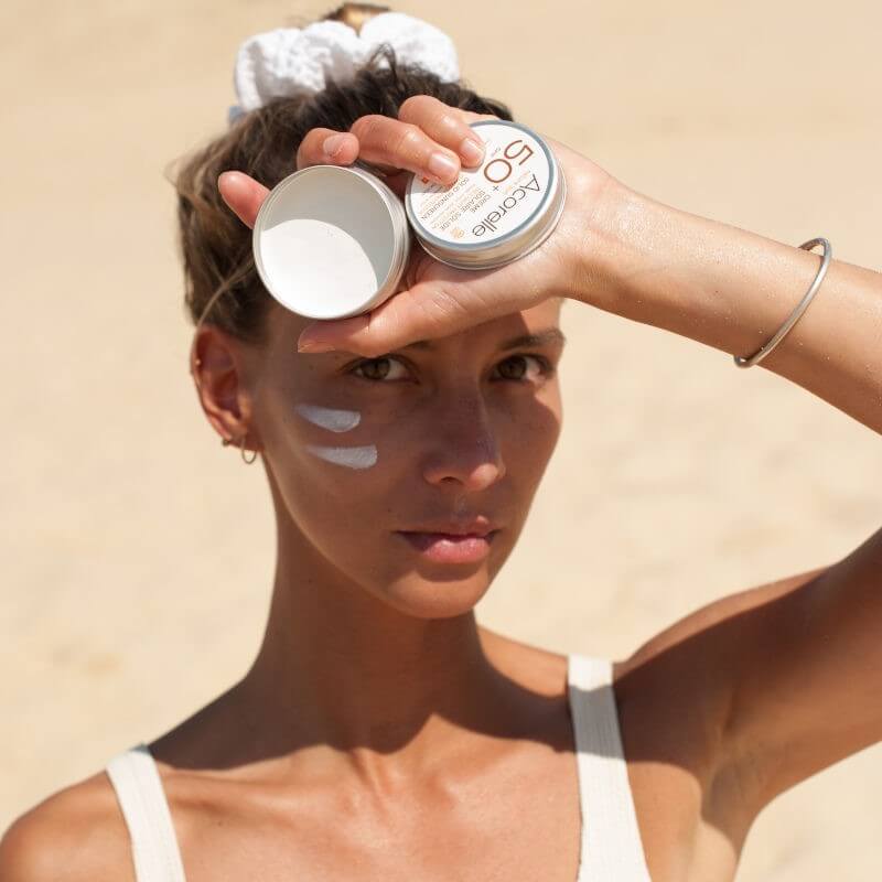 Acorelle Protetor Solar Solido para Rosto/Corpo SPF50+ - Image 2
