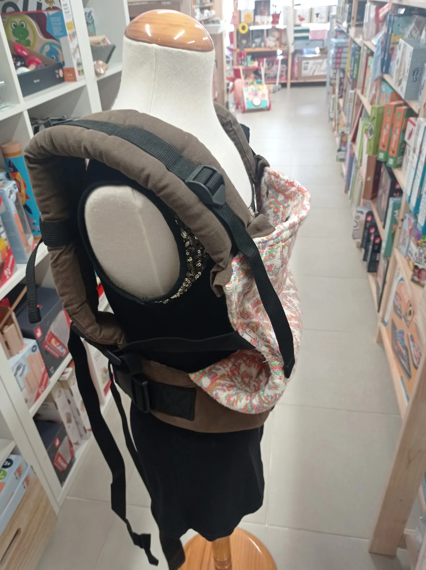 Aluguer de porta bebés - babywearing - Image 14