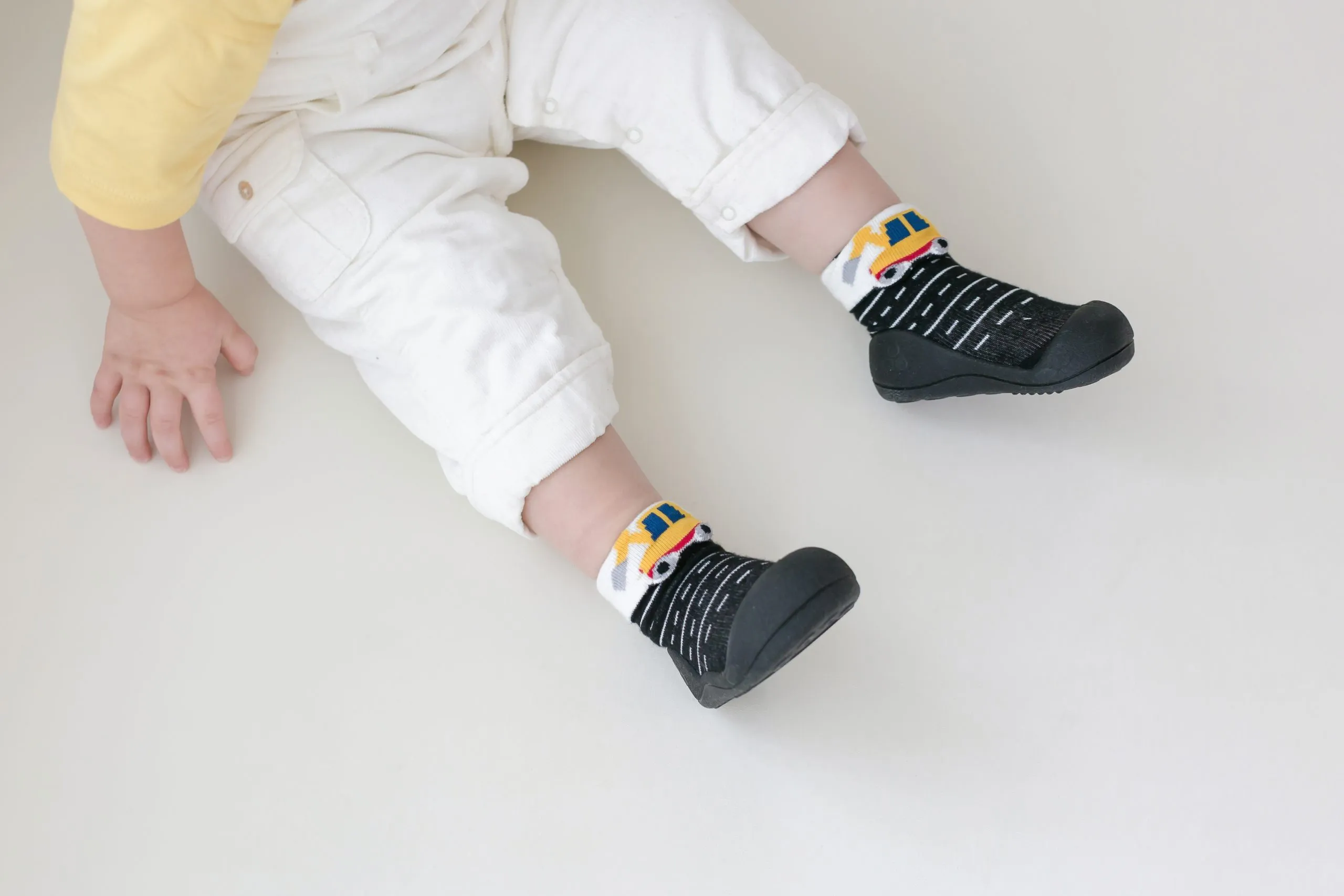 Attipas (TWO STYLE BLACK) - Image 4