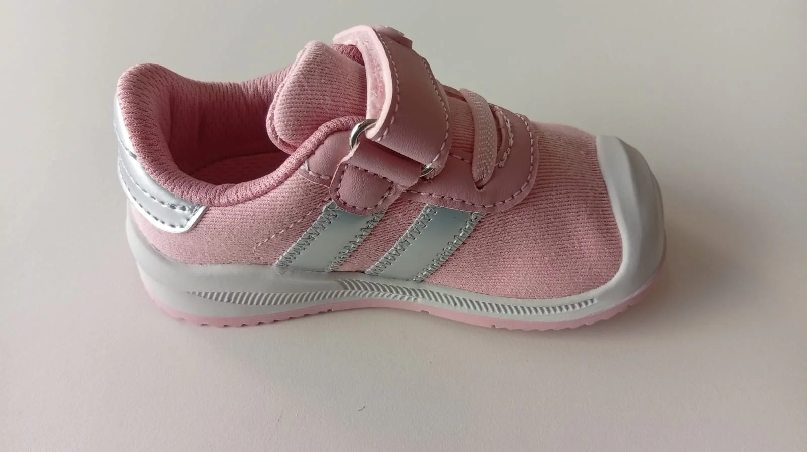 BabyFree Barefoot Sapatilha Rosa e Prateado com elásticos - Image 3
