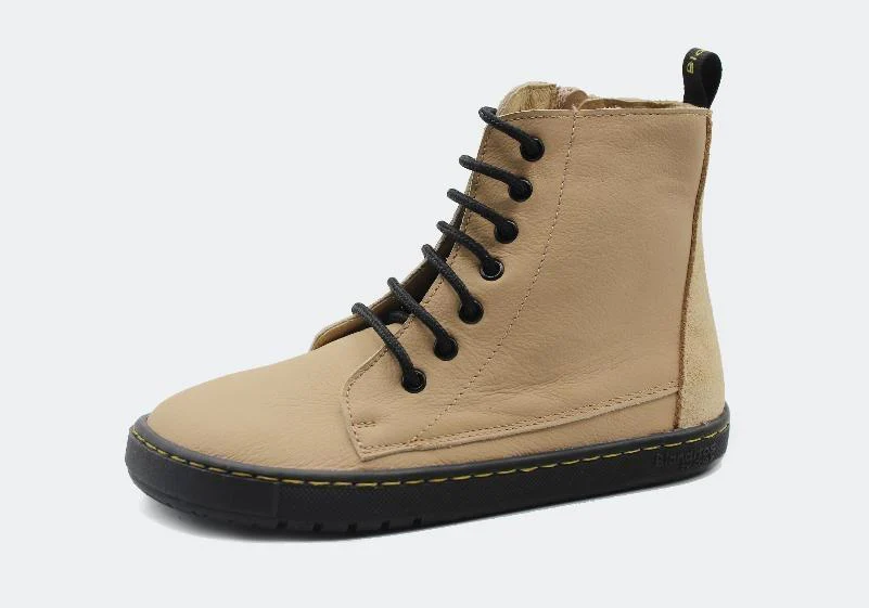 Blanditos by Crio's - Bota Chicago Arena