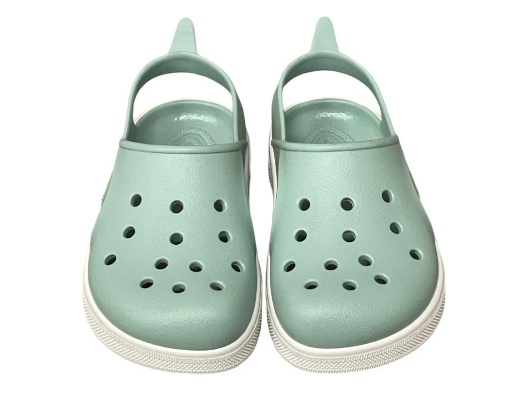 Boatilus - Sandália Minimalista Praia/Piscina Cloggy Verde Pastel e Branco