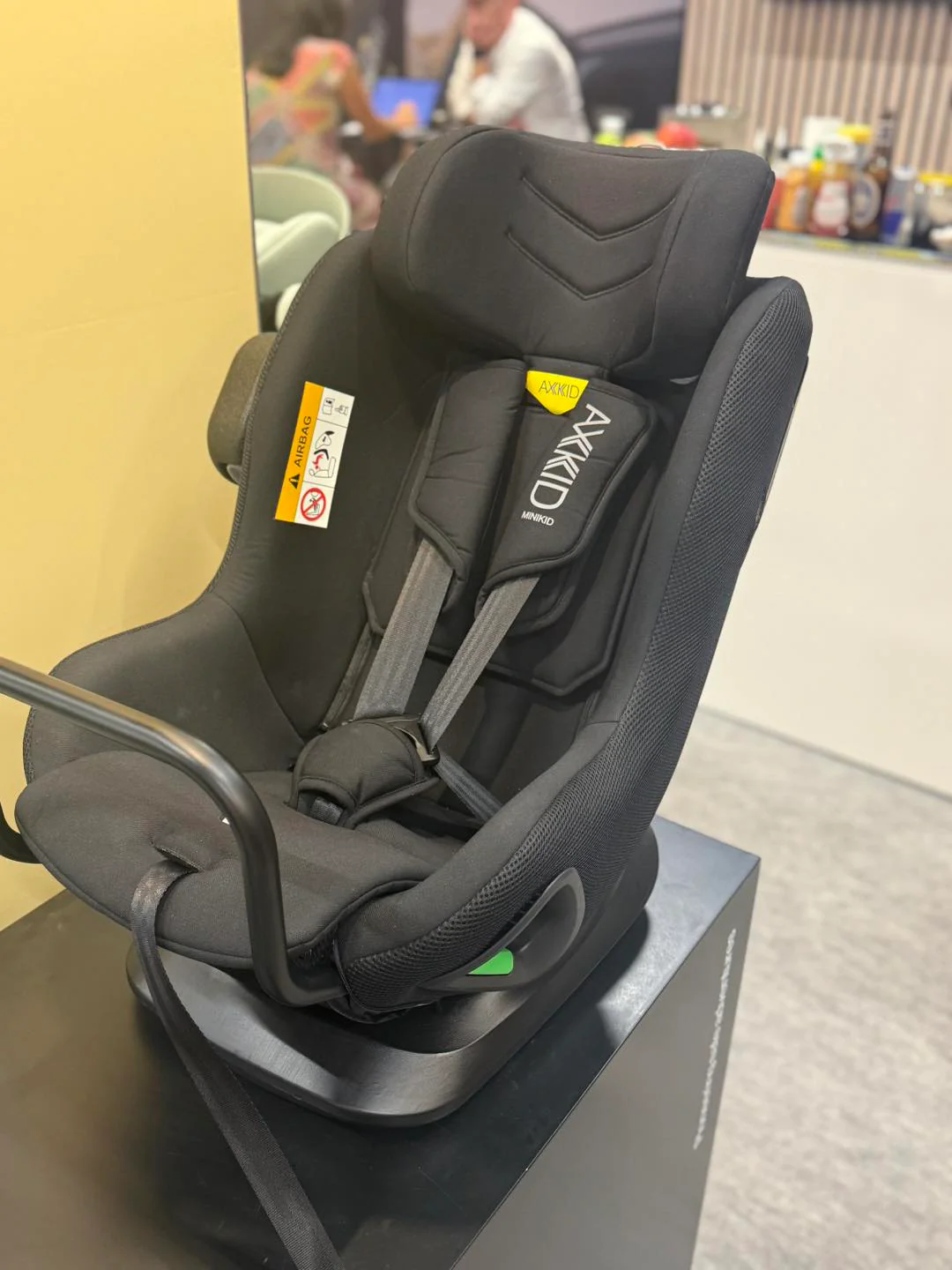 Cadeira Auto AXKID - Minikid CORE - Image 5