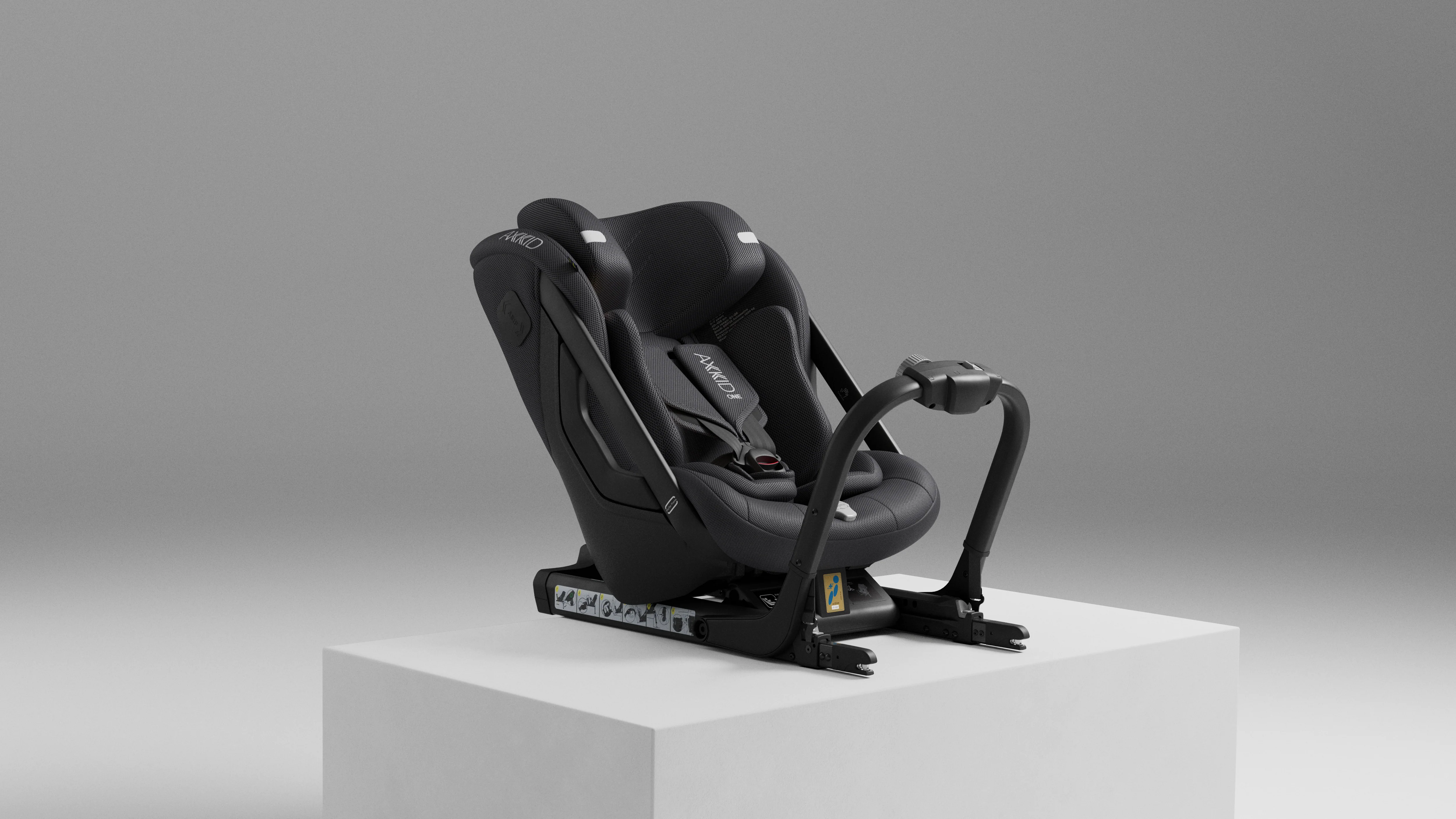 Cadeira Auto Axkid ONE 3 MESH LIMITED EDITION | 61cm  - 125cm ou 23kg - Image 2
