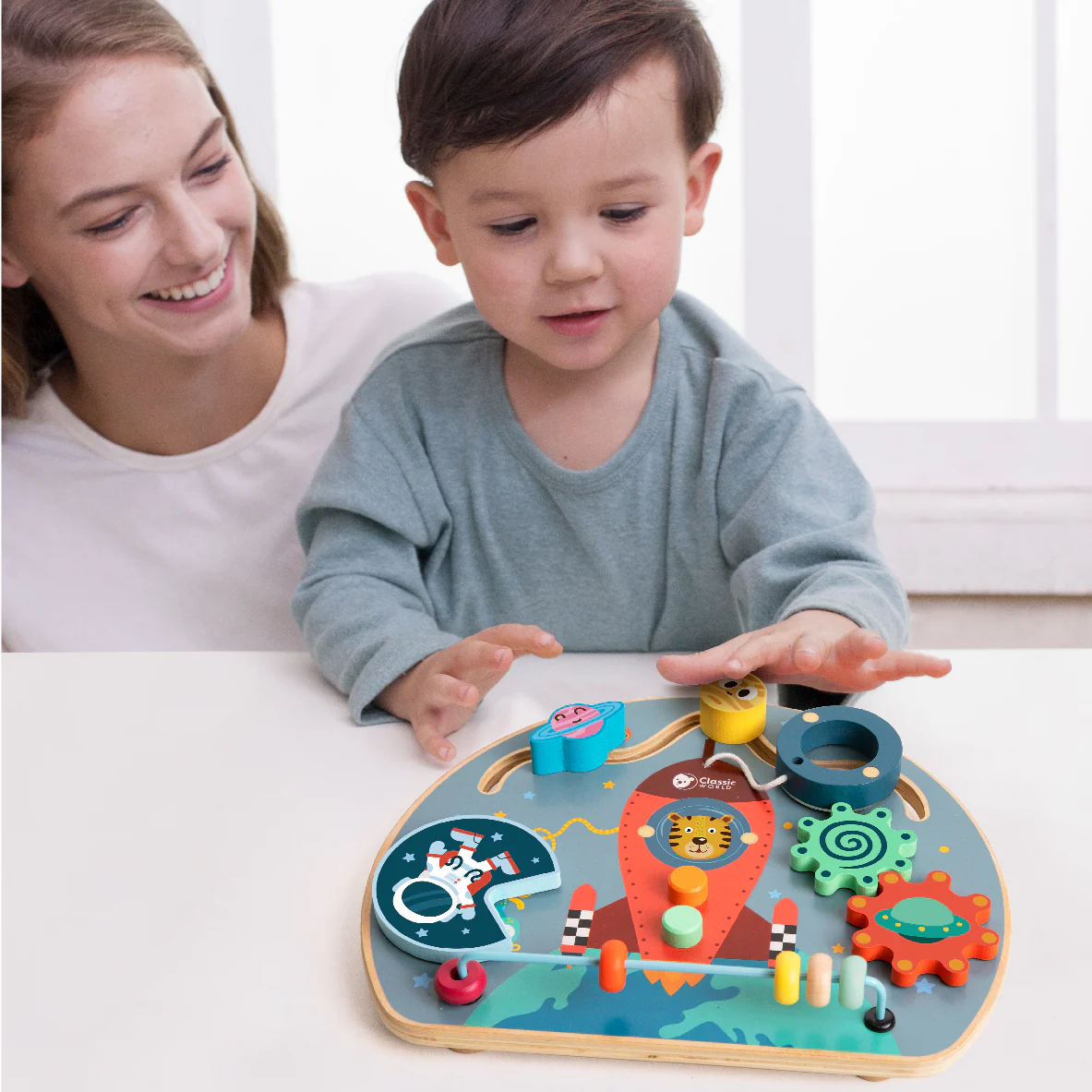Classic World busy board Quadro de atividades Foguete - Image 5