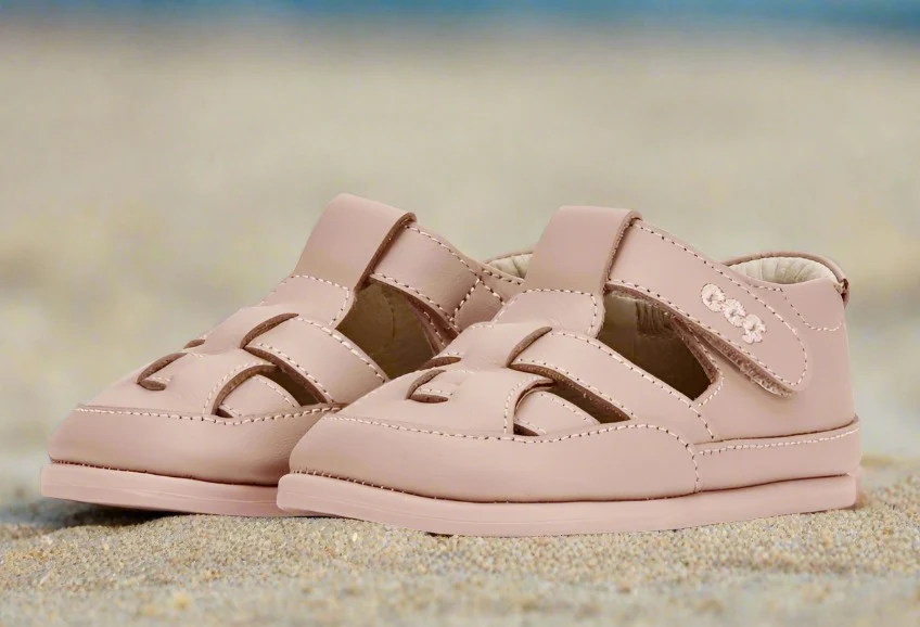 Coucouçava Barefoot sandália fechada PINK PIGGY