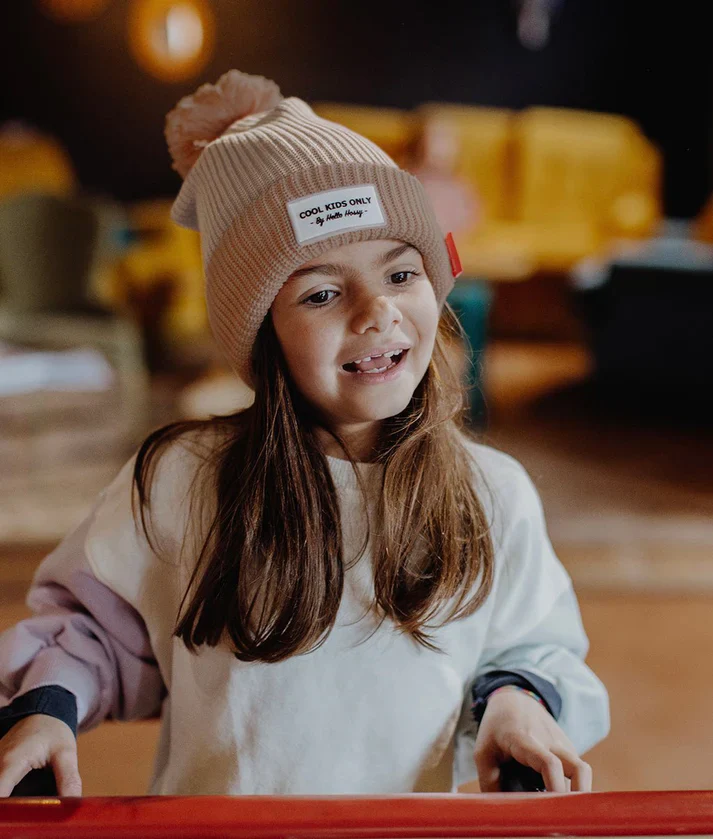 HELLO HOSSY Gorro com Pompom Coffee - Image 3