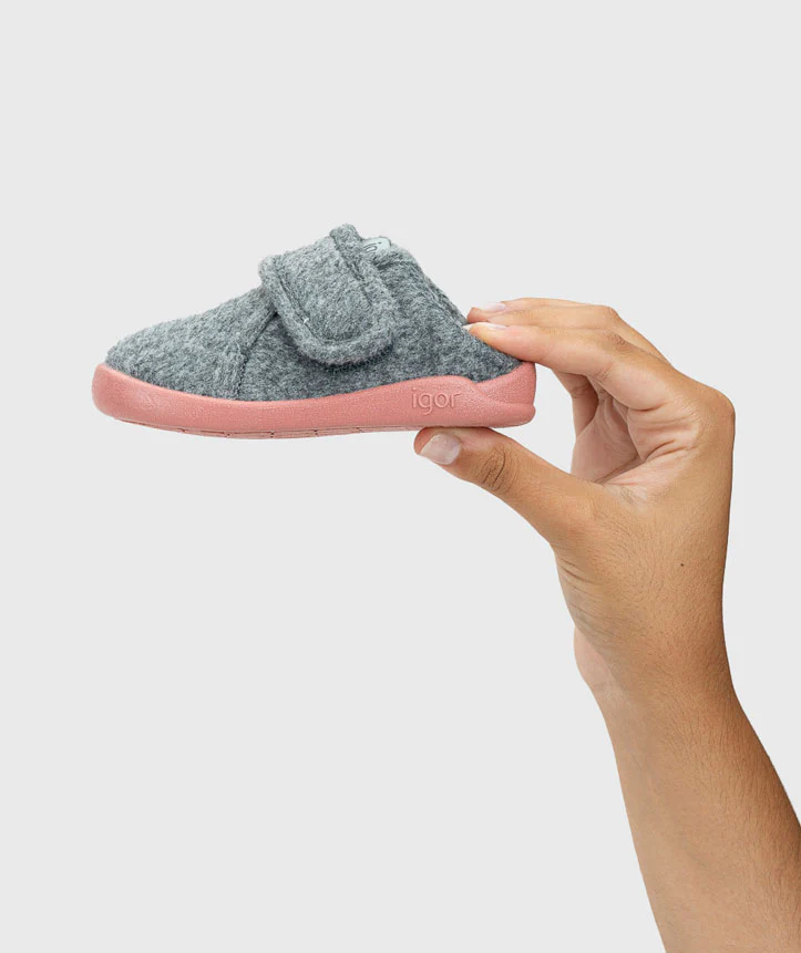 Igor Barefoot Pantufa HOMIE GRIS/ROSA - Image 3