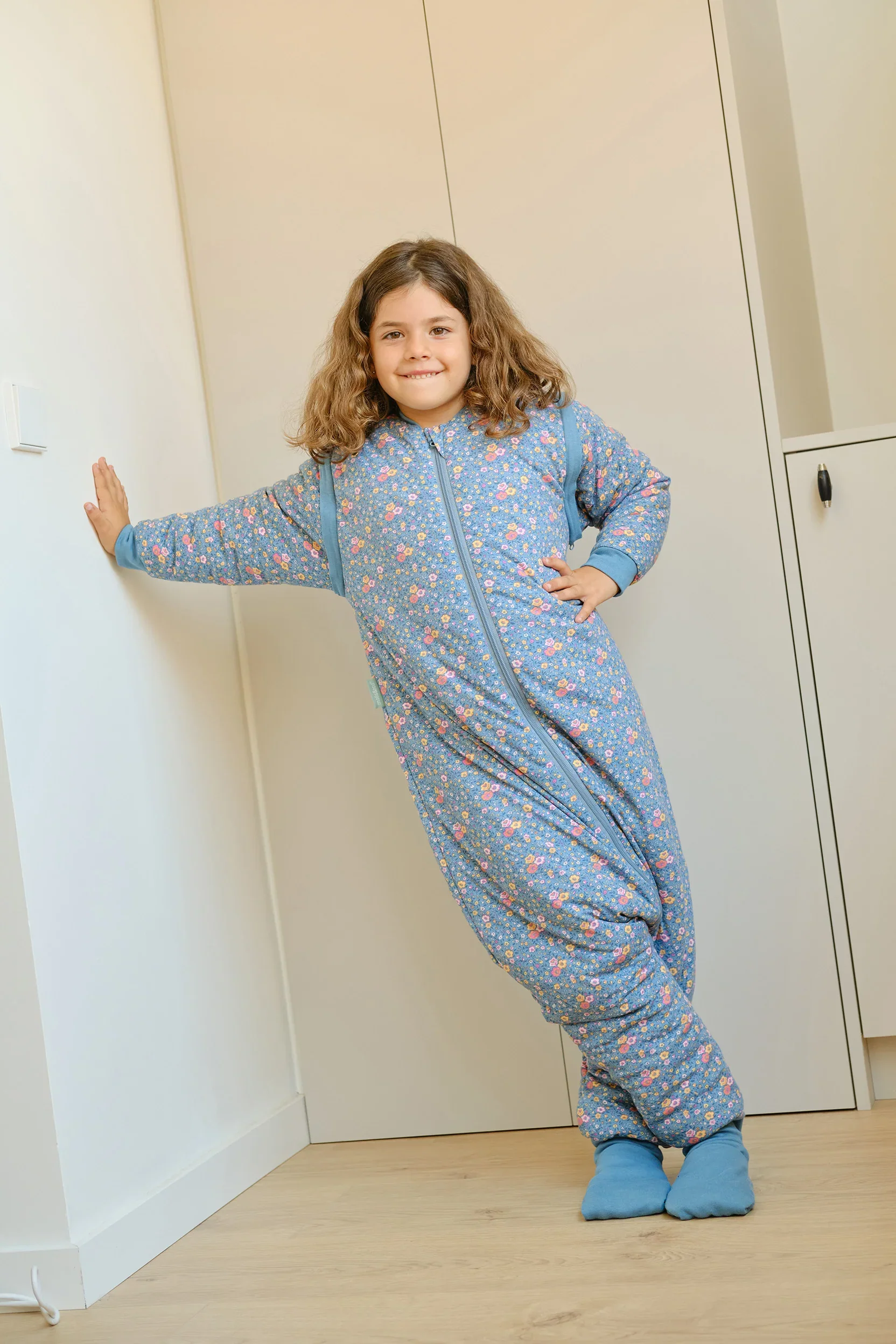 MolisandCo TOG 2.5 Saco de dormir com pés e mangas [Wild Orchid] - Image 2