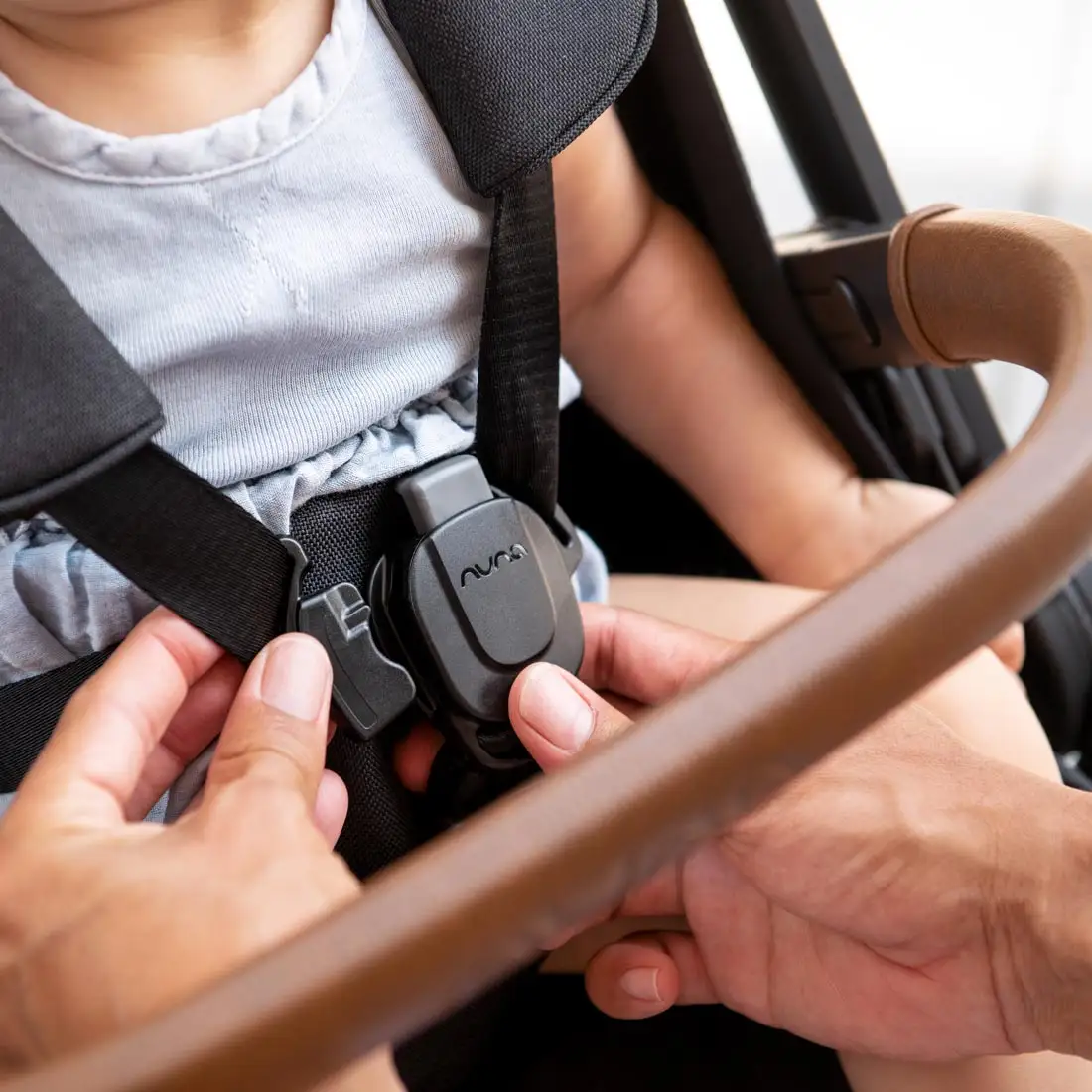 Nuna DUO carrinho de passeio compacto TRVL  + ovo PIPA NEXT - Image 13