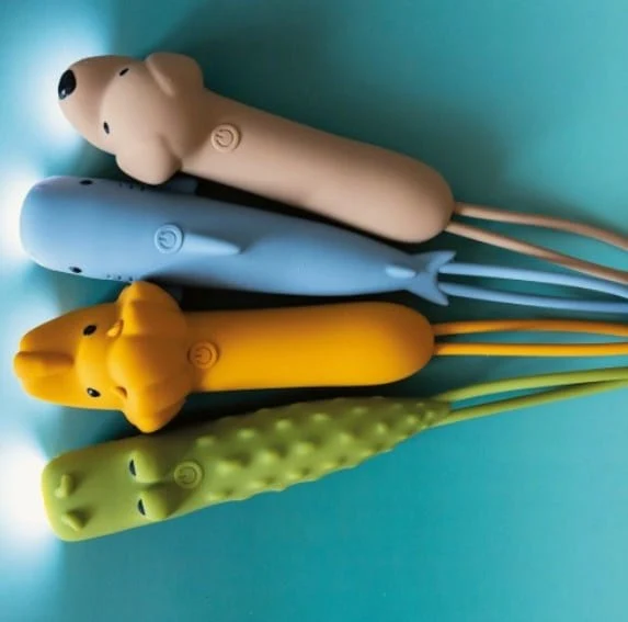 Rabbit e Friends Lanterna silicone Leo - Image 3