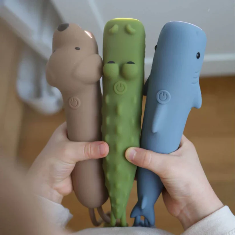 Rabbit e Friends Lanterna silicone Leo - Image 4