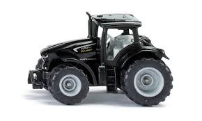 SIKU Miniatura Deutz-Fahr TTV 7250 Warrior