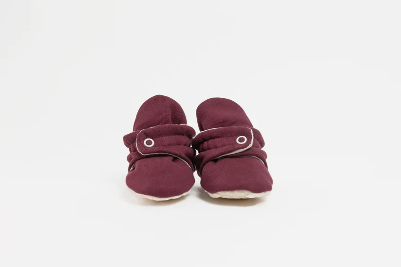 Zás Trás | Pantufa Botinhas Mid Season - Cherry Pie